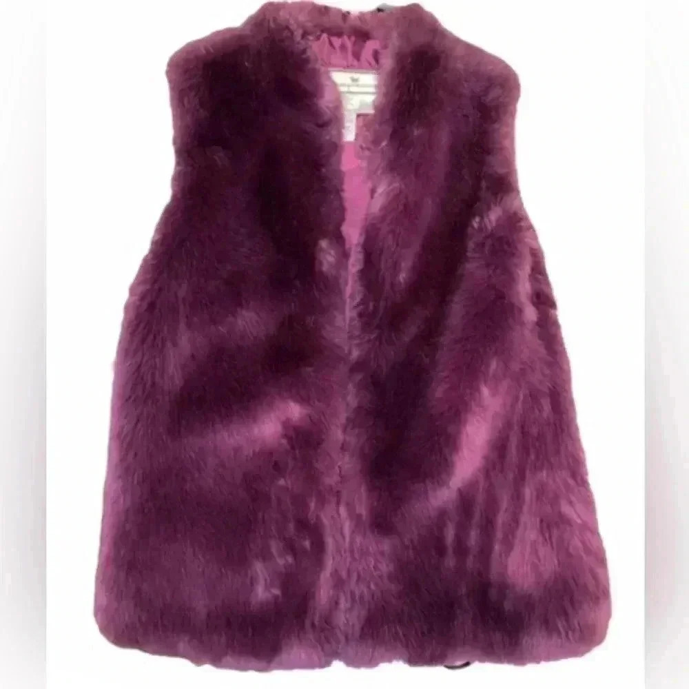Topshop faux fur vest size 6 burgundy color